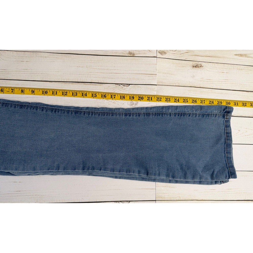 Curve Appeal High Rise Flare Jeans Size 2/26 Light Wash Stretch‎ - Picture 6 of 10